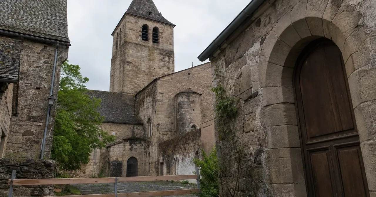 Une charpente menacée, un gîte fermé